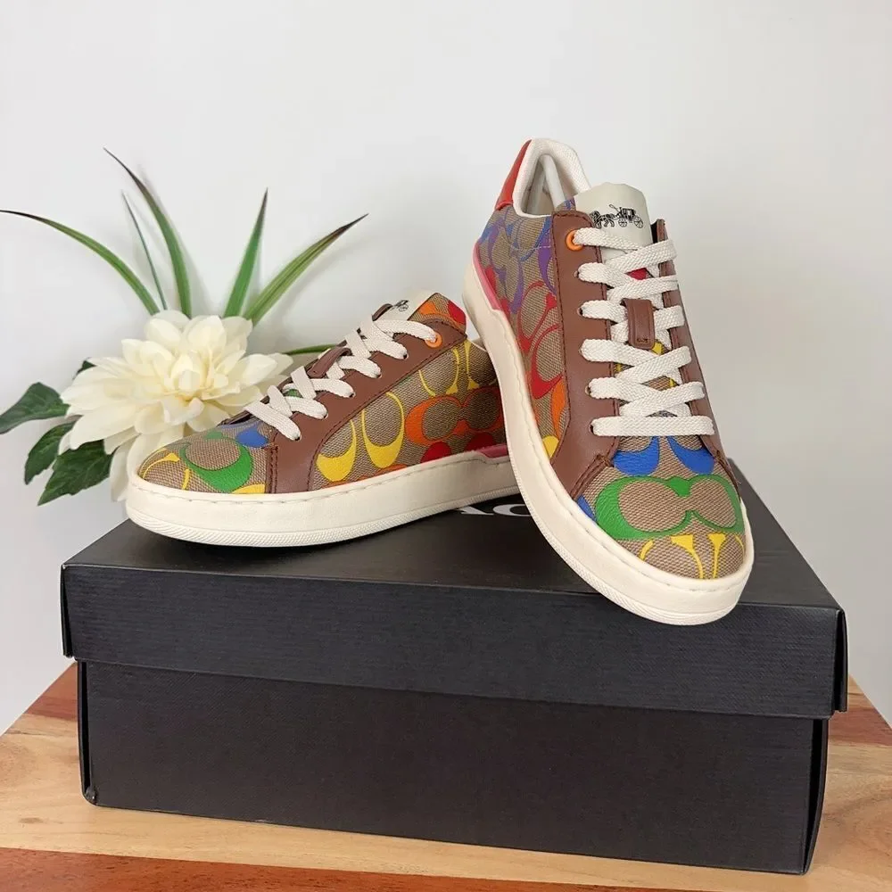 NWT Coach Clip Low Top Sneaker In Rainbow Signature Canvas size‎ US5/EU 35.5